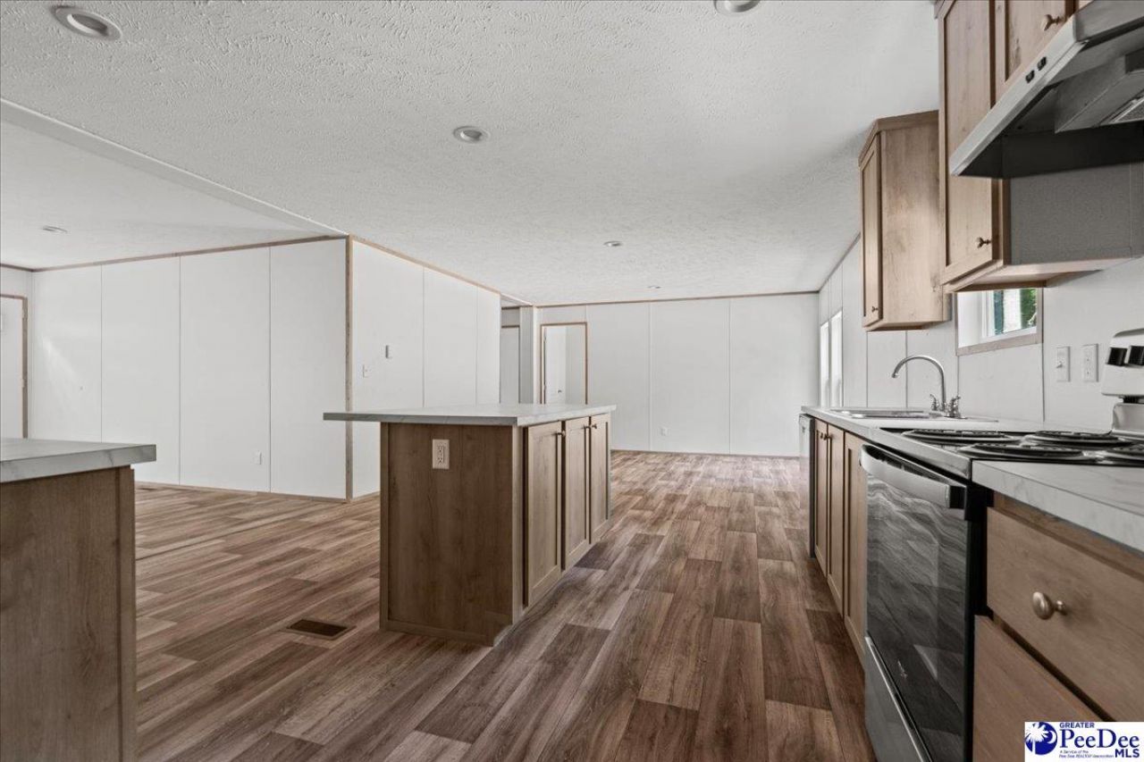 4830 Jordan Circle Photo 7