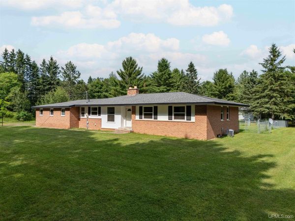 506 US 141 Highway, Crystal Falls Twp, MI 49920