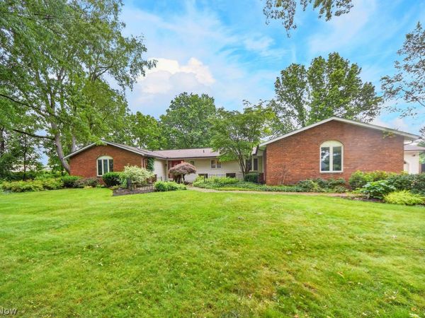 3373 Wilkinson Drive, Fairlawn, OH 44333