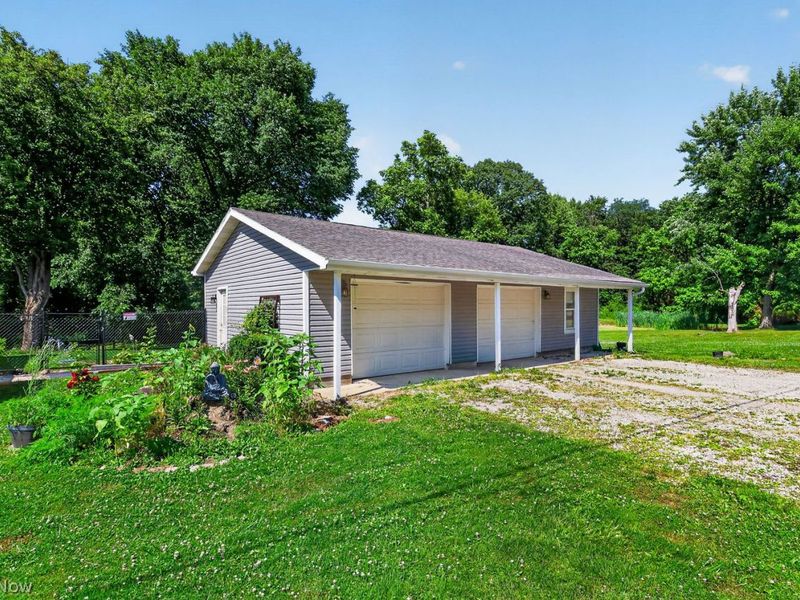 185 Footville-Richmond Road E, Jefferson, OH 44047 Photo 8