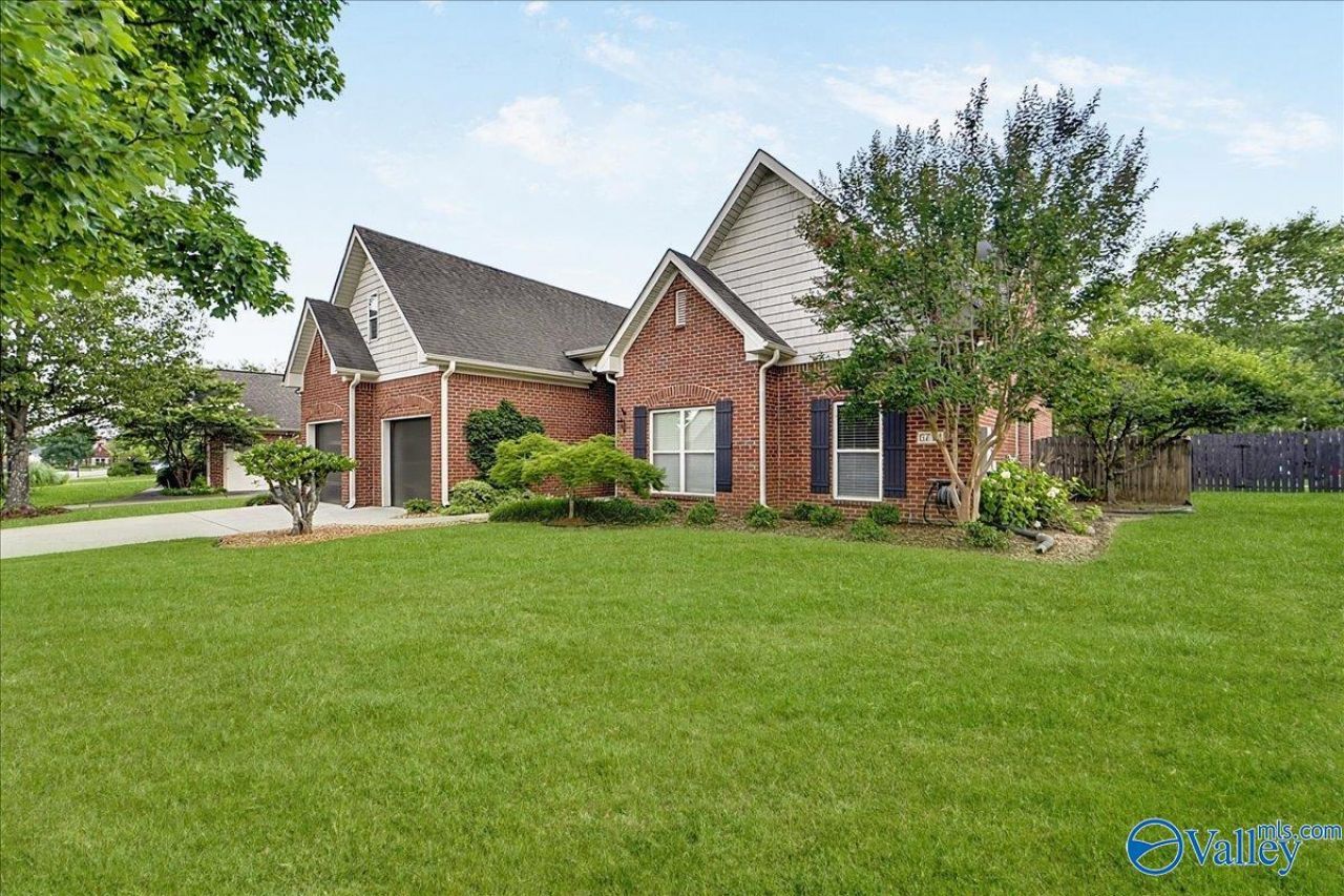 6714 Zach Lane, Owens Cross Roads, AL 35763 Main Photo