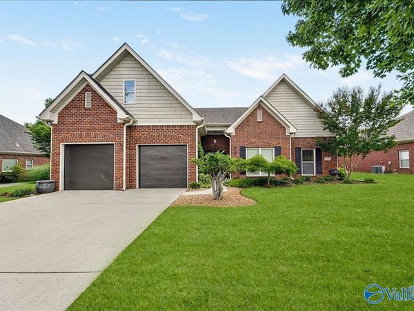 6714 Zach Lane, Owens Cross Roads, AL 35763