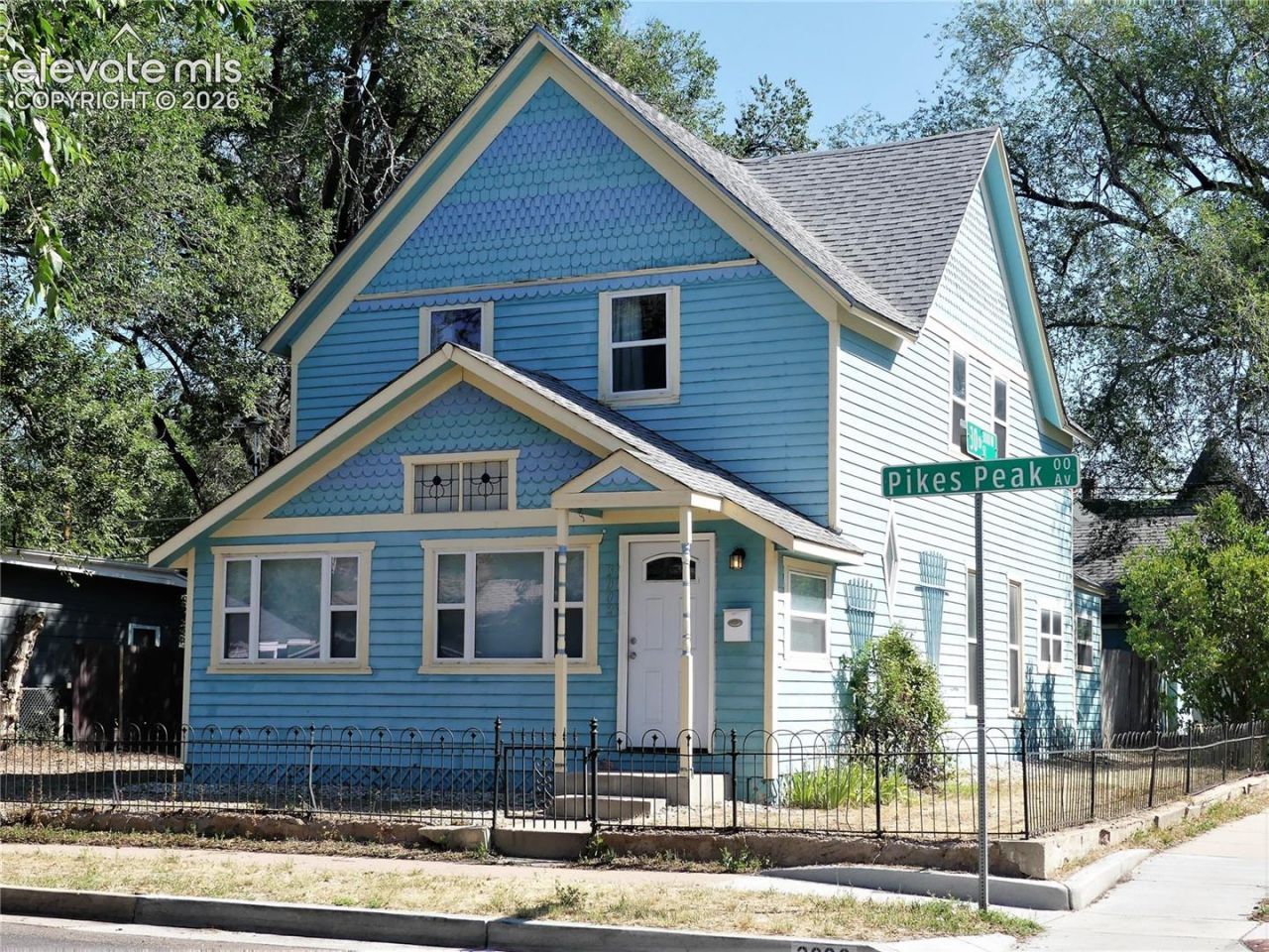 3002 W Pikes Peak Avenue, Colorado Springs, CO 80904 Main Photo