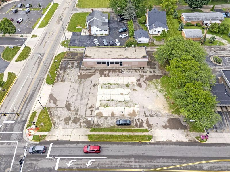 324 N Main Street , New Carlisle, OH 45344 Photo 11