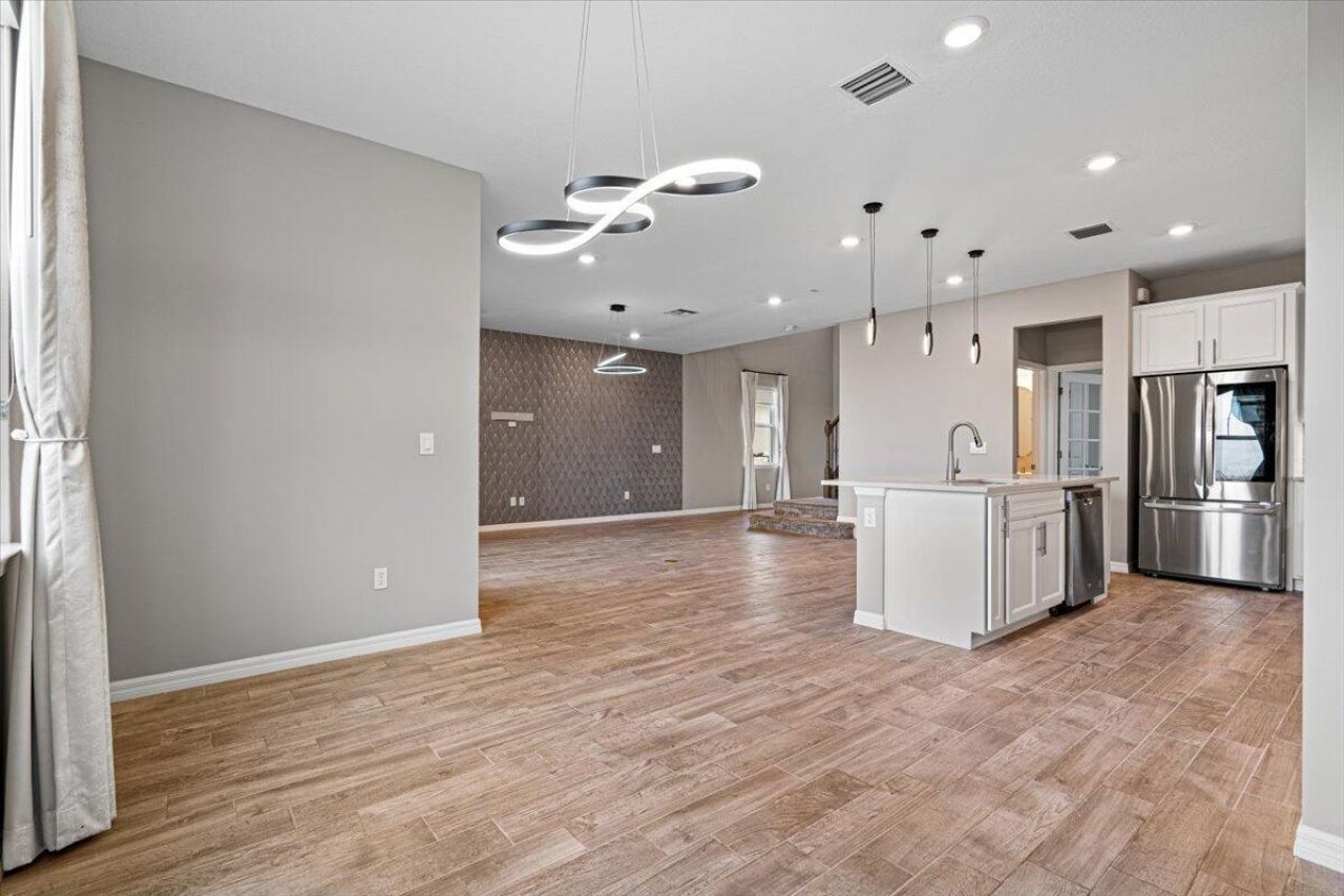 10437 SW Captiva Drive, Port Saint Lucie, FL 34987 Photo