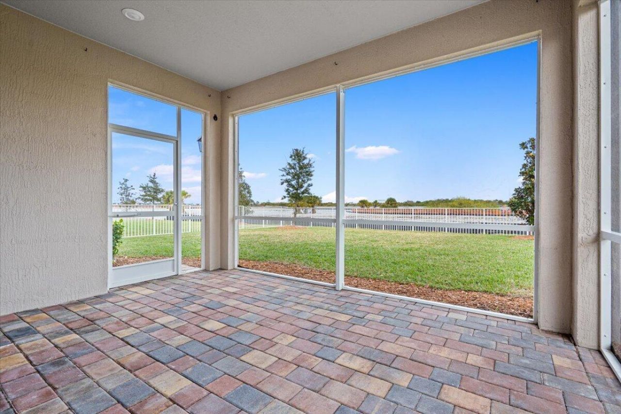 10437 SW Captiva Drive, Port Saint Lucie, FL 34987 Photo