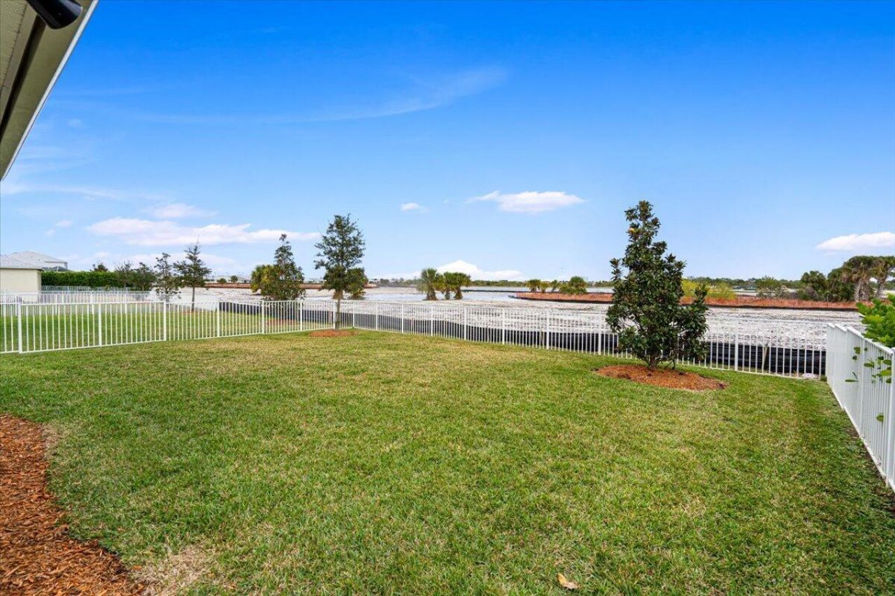 10437 SW Captiva Drive, Port Saint Lucie, FL 34987 Photo