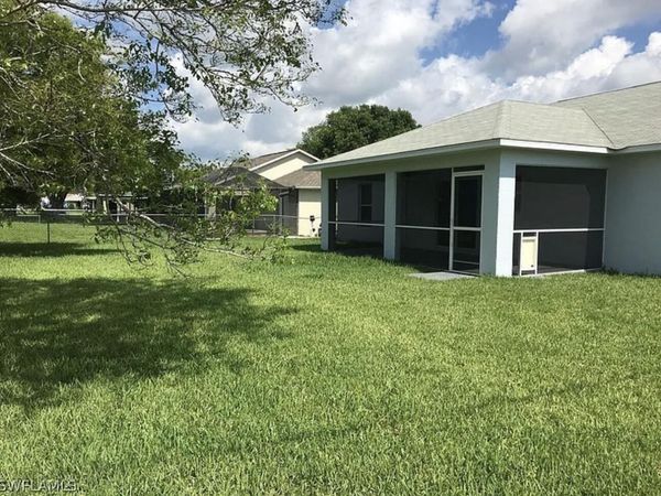 532 SE 27th Street, Cape Coral, FL 33904