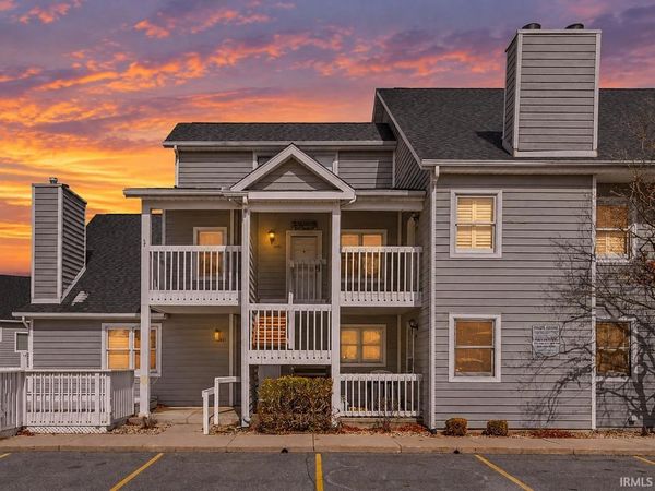 1433 N Oakhill Drive, South Bend, IN 46637