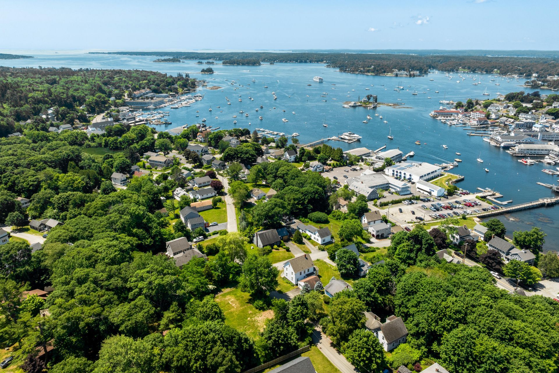 25 Campbell Street, Boothbay Harbor, ME 04538 Main Photo