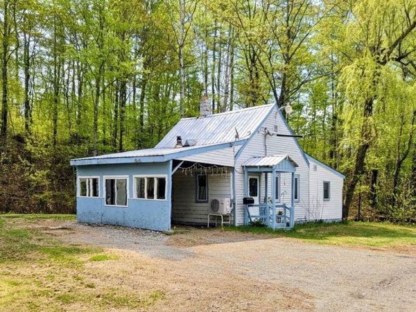 372 River Road, Avon, ME 04966