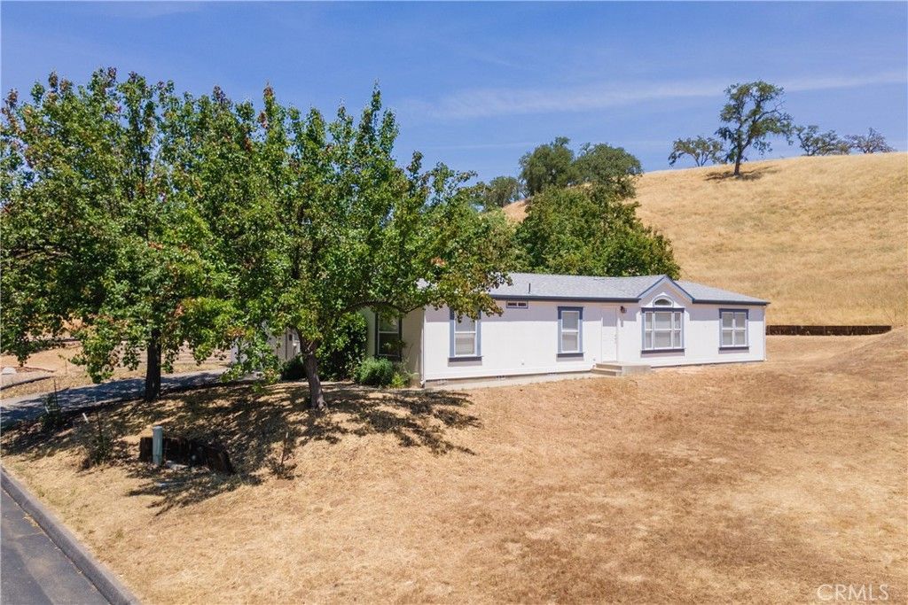 2726 Bridle Trail Lane, Paso Robles, CA 93446 Main Photo