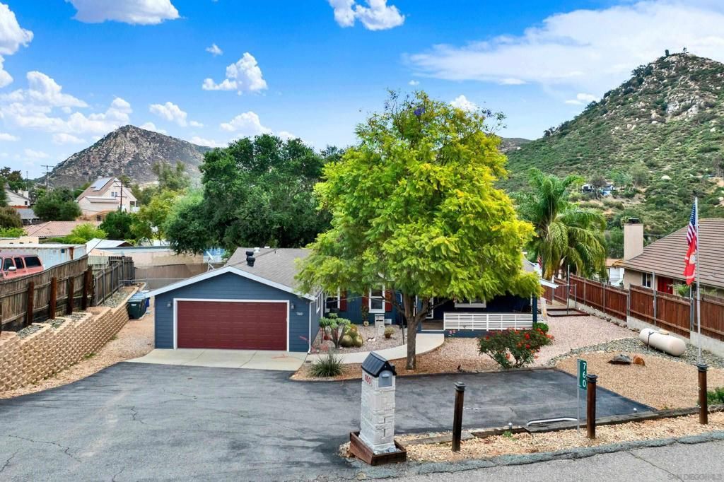 760 Lingel Dr, El Cajon, CA 92019 Main Photo