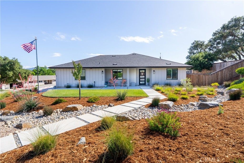 8550 El Corte, Atascadero, CA 93422 Main Photo