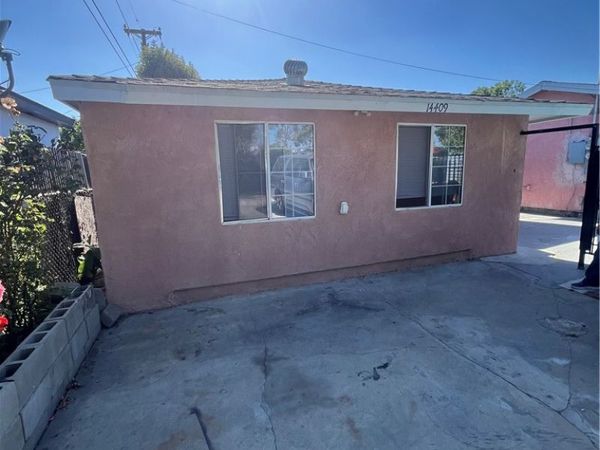 14409 Gundry Avenue, Paramount, CA 90723