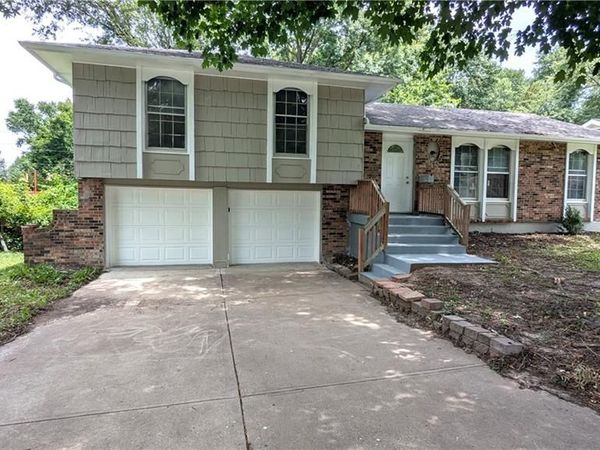 8919 Stark Avenue, Kansas City, MO 64138