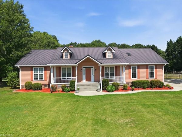 4650 Highway 801 , Woodleaf, NC 27054