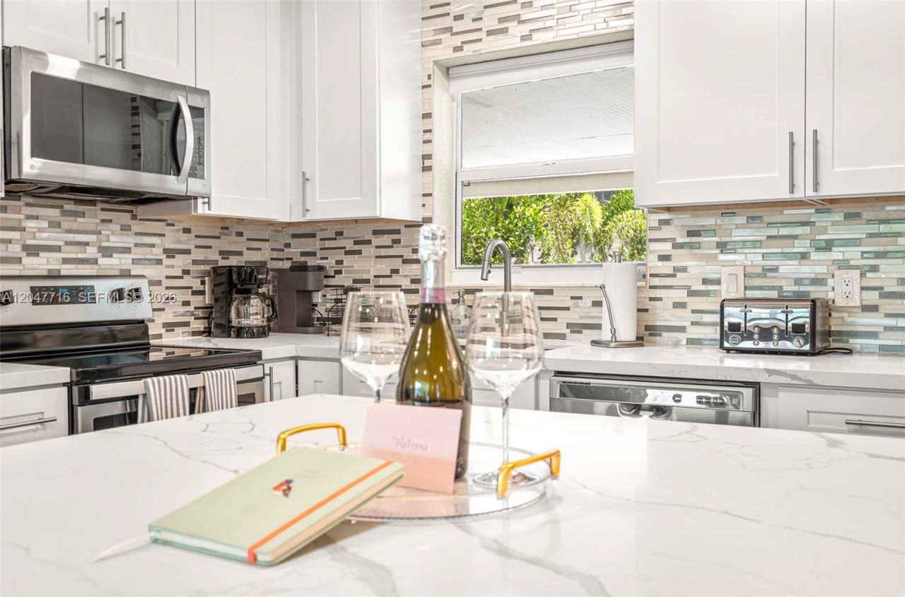 190 NE 21st St, Boca Raton, FL 33431 Photo