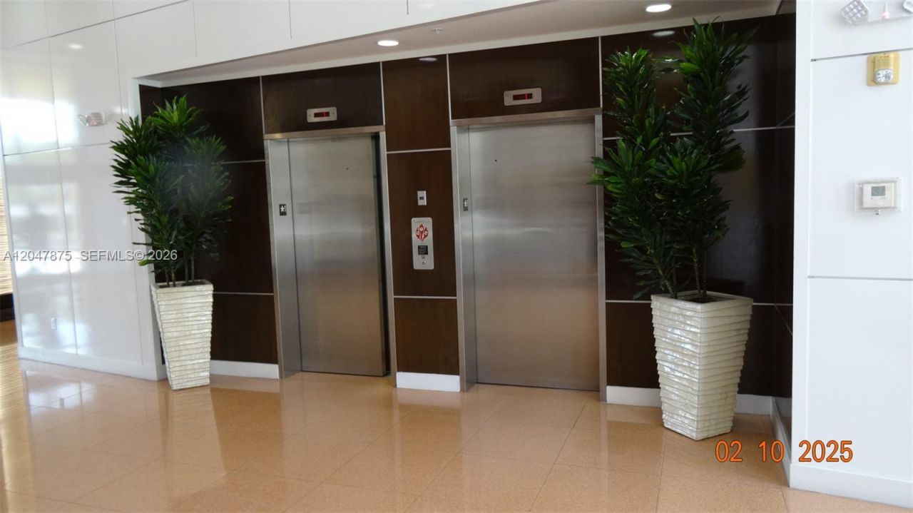 2775 NE 187th St , Unit 524, Aventura, FL 33180 Photo