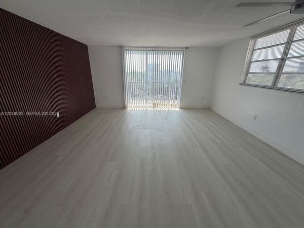 12590 NE 16th Ave , Unit 512, North Miami, FL 33161