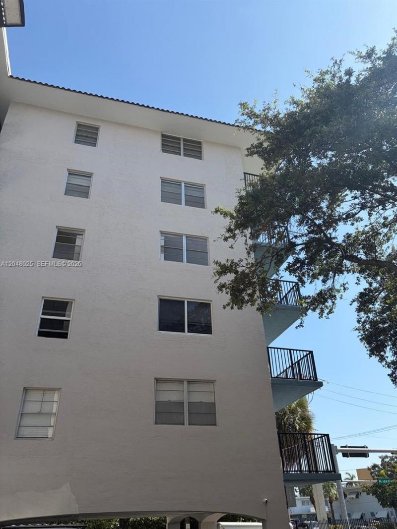12590 NE 16th Ave , Unit 512, North Miami, FL 33161 Photo