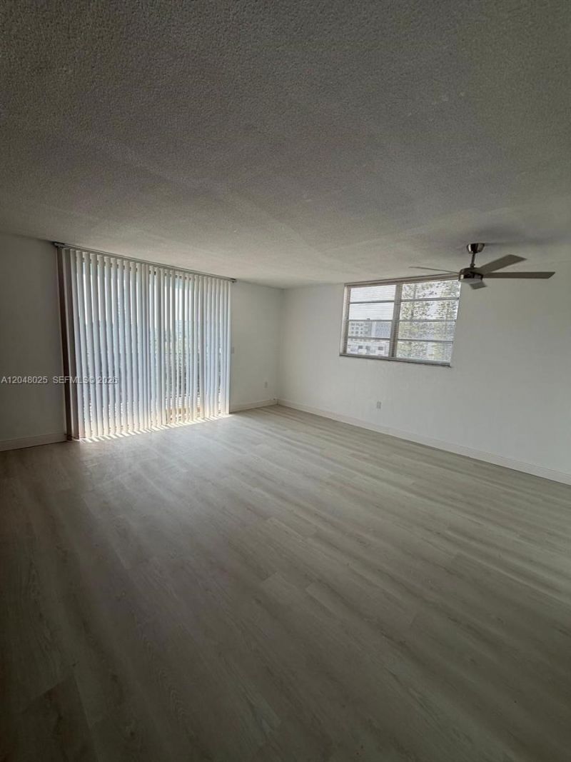 12590 NE 16th Ave , Unit 512, North Miami, FL 33161 Photo
