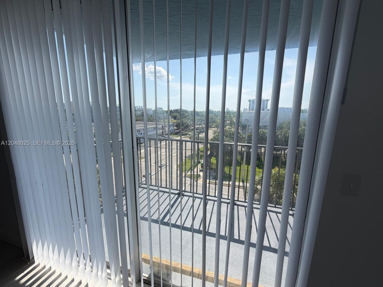 12590 NE 16th Ave , Unit 512, North Miami, FL 33161 Photo