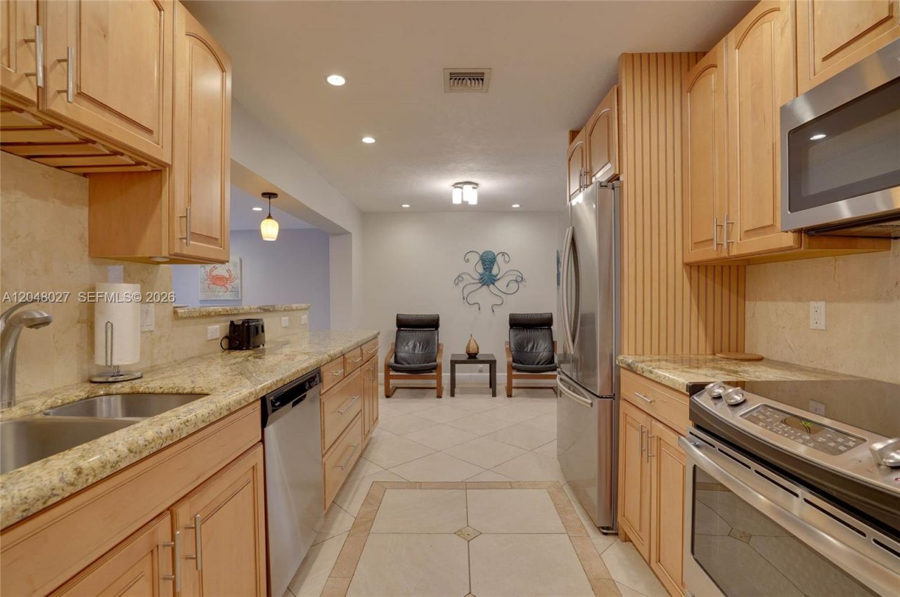 1660 NE 26th Ave , Pompano Beach, FL 33062 Photo