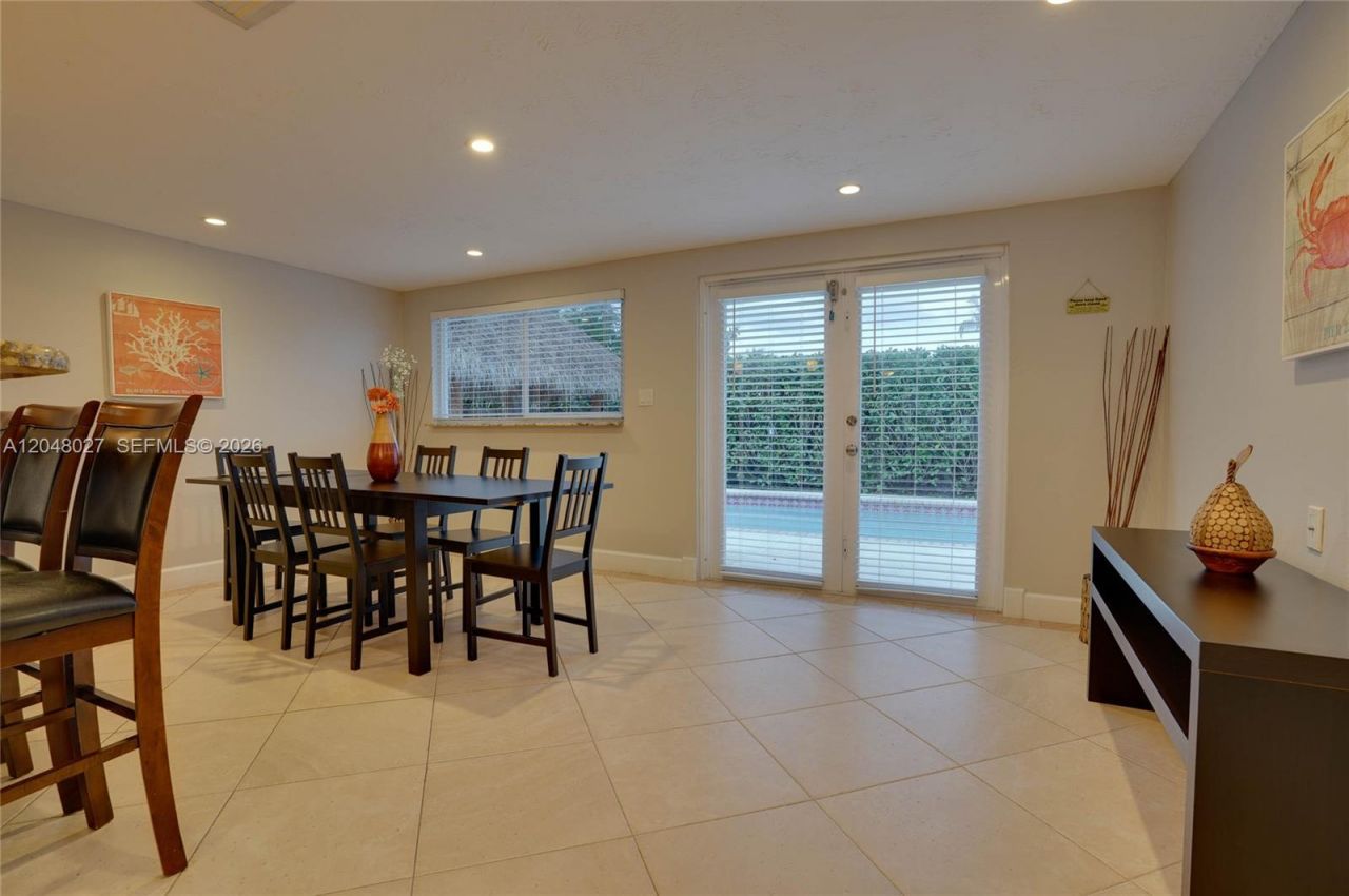 1660 NE 26th Ave , Pompano Beach, FL 33062 Photo