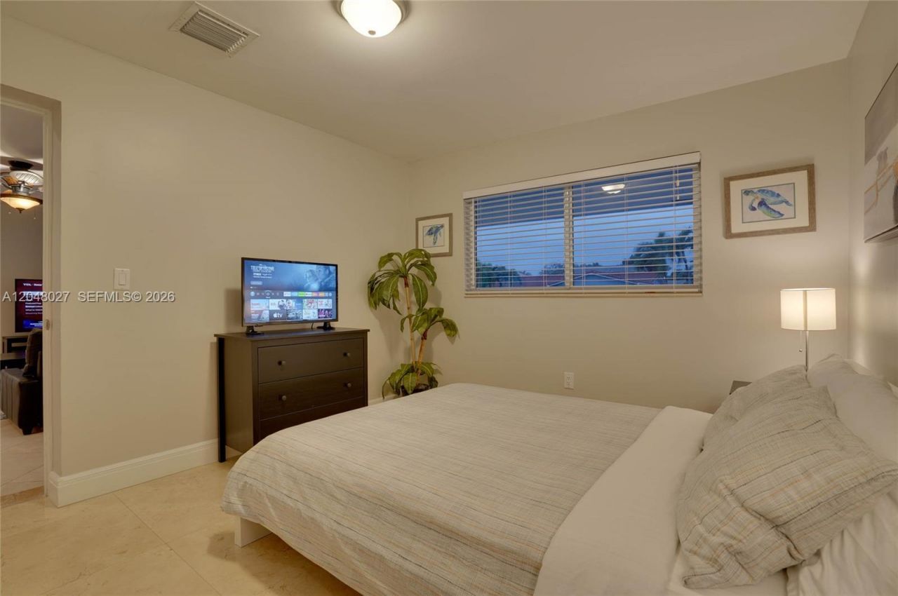 1660 NE 26th Ave , Pompano Beach, FL 33062 Photo