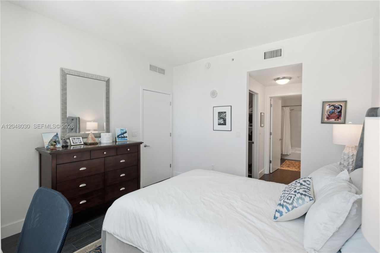 3301 NE 1st Ave, Unit H1704, Miami, FL 33137 Photo