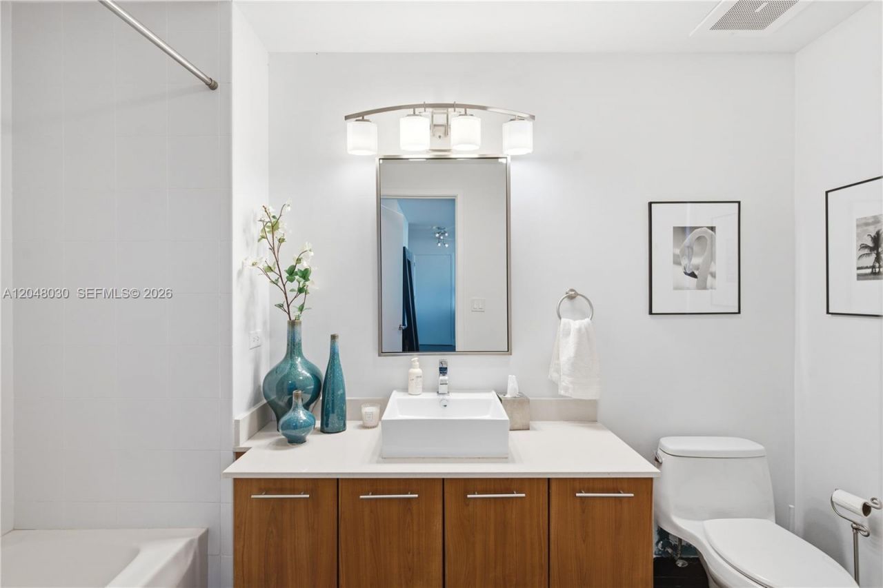 3301 NE 1st Ave, Unit H1704, Miami, FL 33137 Photo