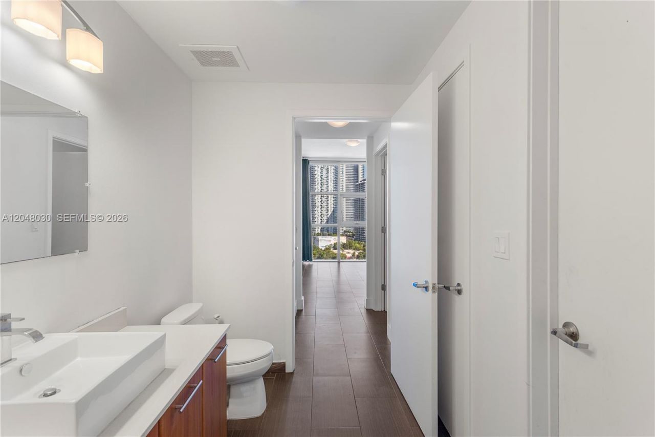 3301 NE 1st Ave, Unit H1704, Miami, FL 33137 Photo