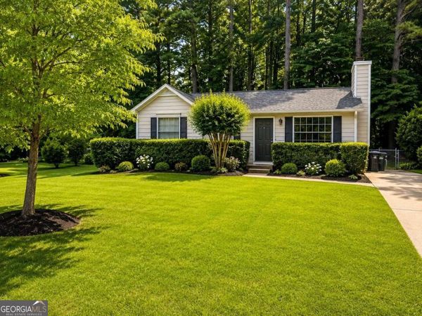 495 Inland Way NW, Lilburn, GA 30047