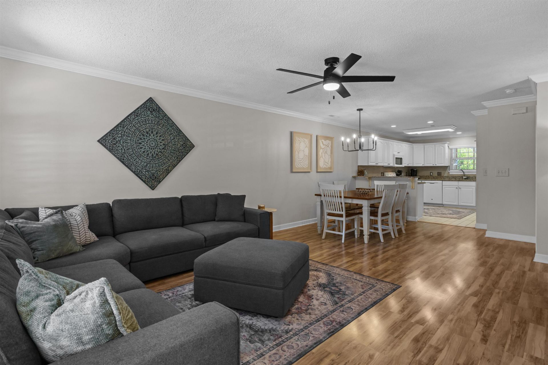 1418 Cane St. Photo 13
