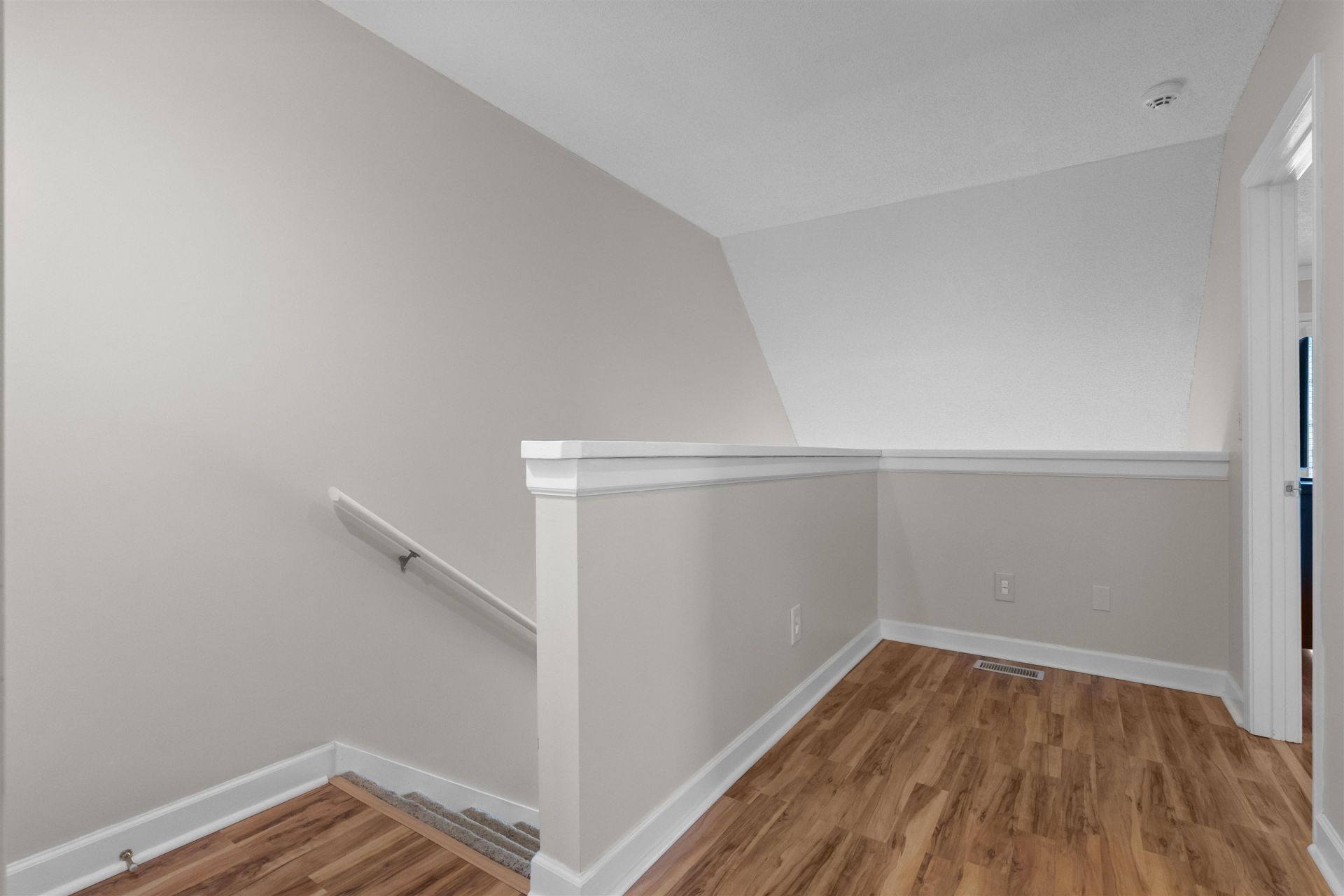 1418 Cane St. Photo 28