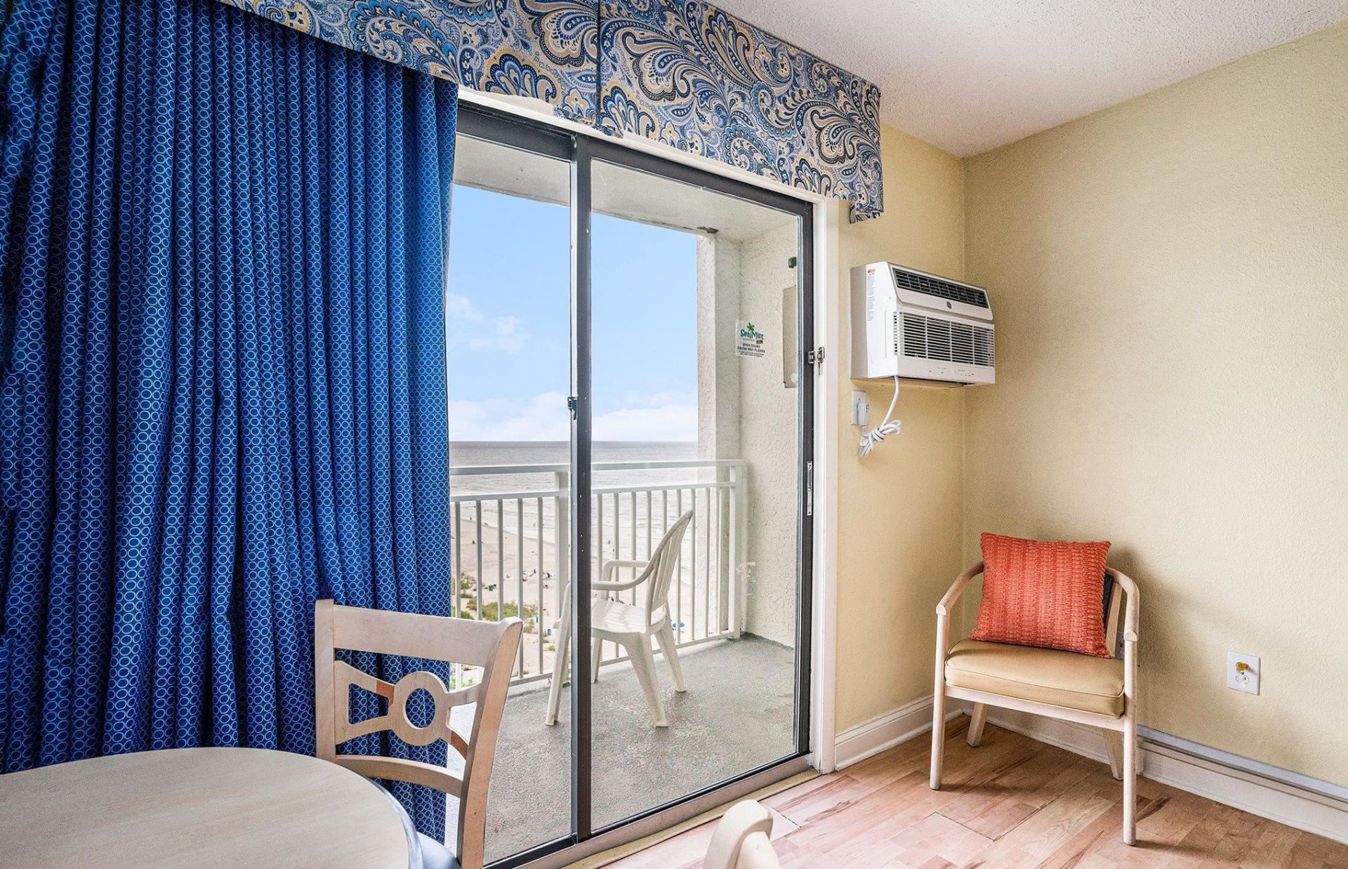 1207 S Ocean Blvd.  Photo 4