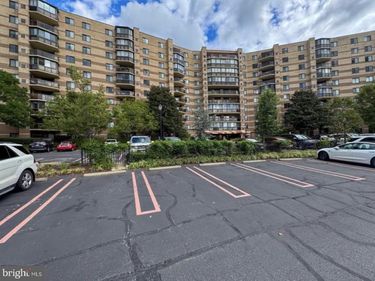 8340 GREENSBORO DRIVE, Unit 708, MCLEAN, VA 22102