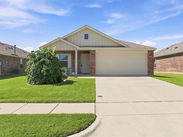 1515 Westfall Drive, Anna, TX 75409