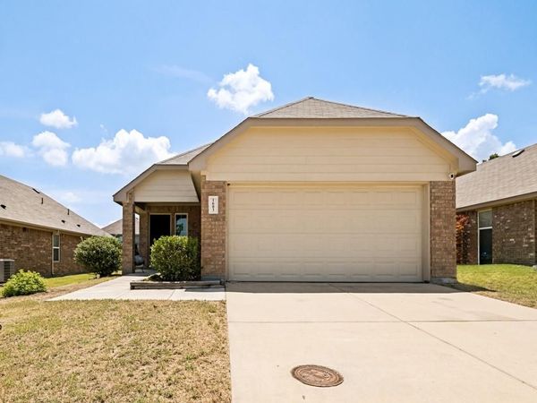 1603 Blue Jay Drive , Ennis, TX 75119
