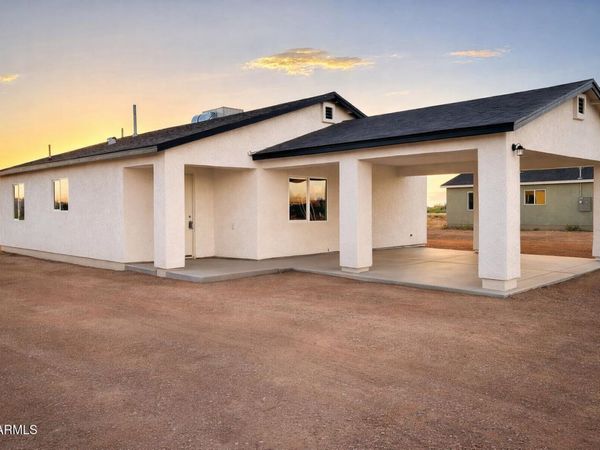 3064 N Valley Street, Douglas, AZ 85607