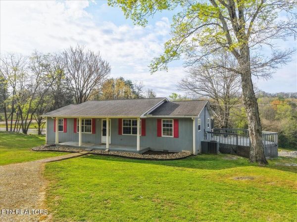 1805 Mecca Pike, Tellico Plains, TN 37385