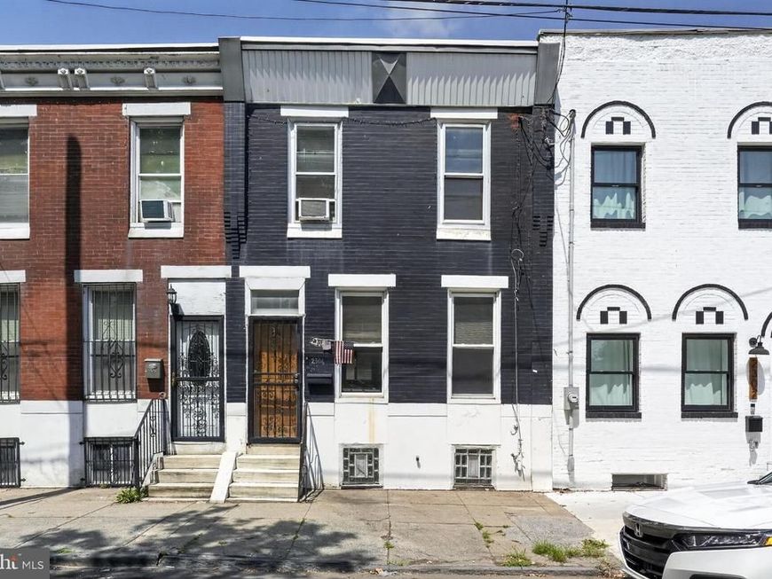 2304 S 6th Street, Philadelphia, PA 19148 Main Photo