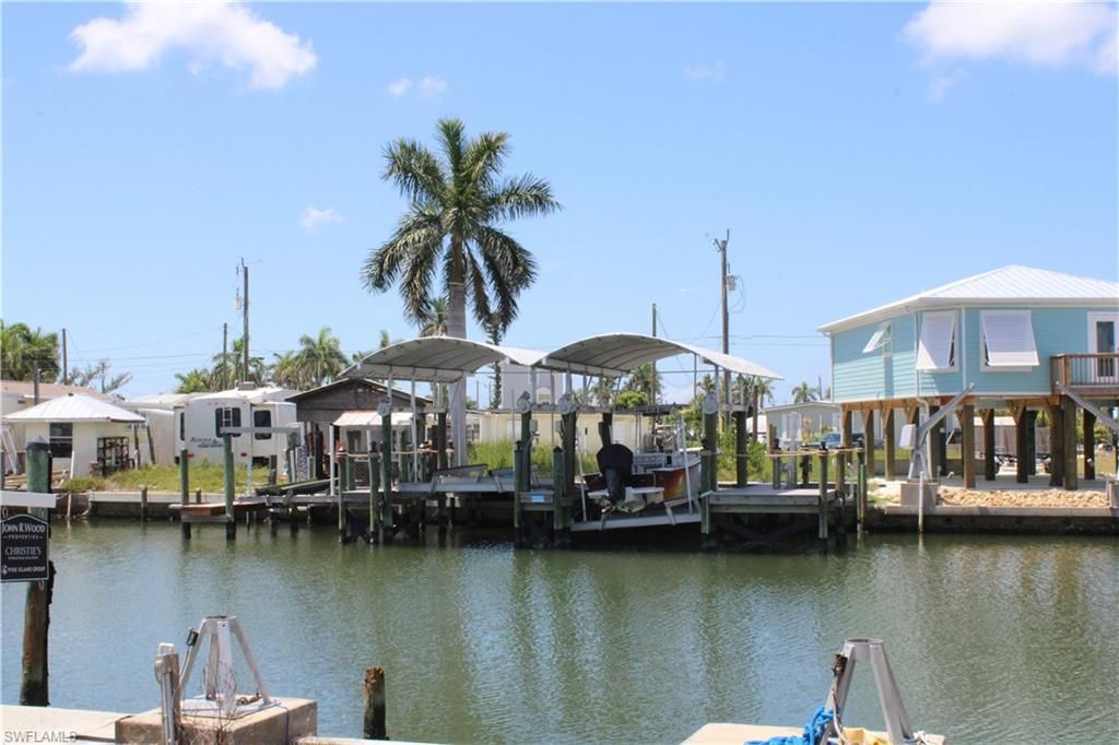 3884 Plumosa Dr , Fort Myers, FL 33956 Photo