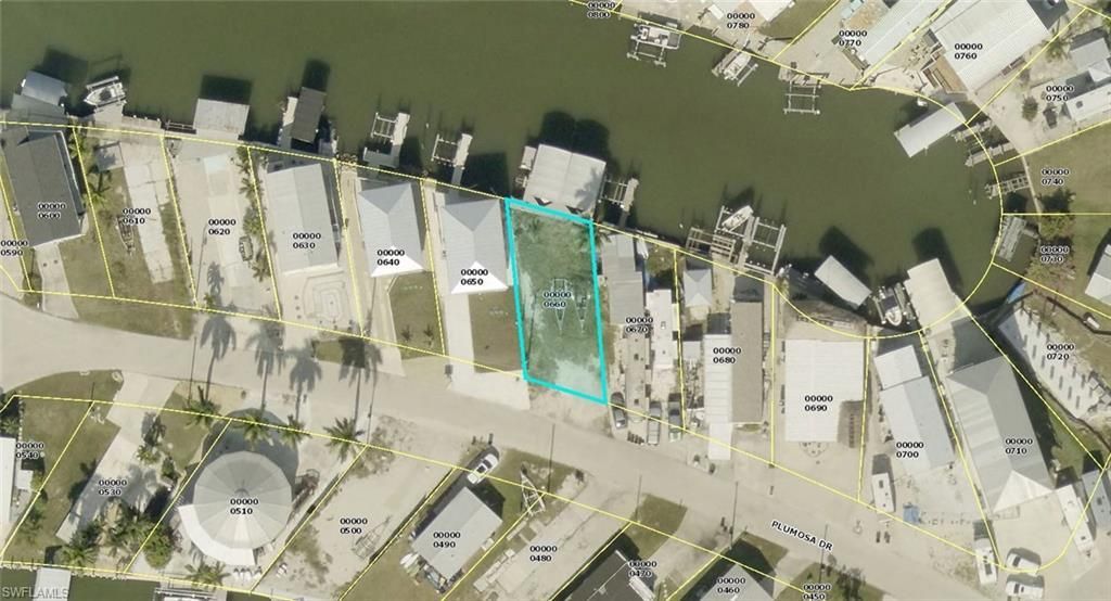 3884 Plumosa Dr , Fort Myers, FL 33956 Photo