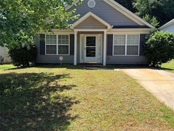 3834 Brookchase Lane , Charlotte, NC 28205