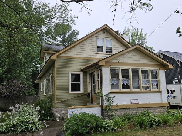516 E Exchange Street, Spring Lake, MI 49456