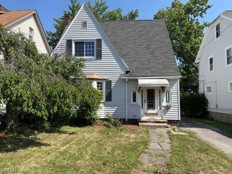 10607 S Highland Avenue, Garfield Heights, OH 44125 Photo 1