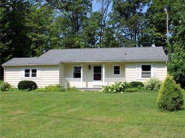 503 E Franklin Street , Fayetteville, NY 13066