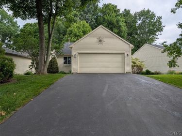 3608 Melvin Drive S, Baldwinsville, NY 13027